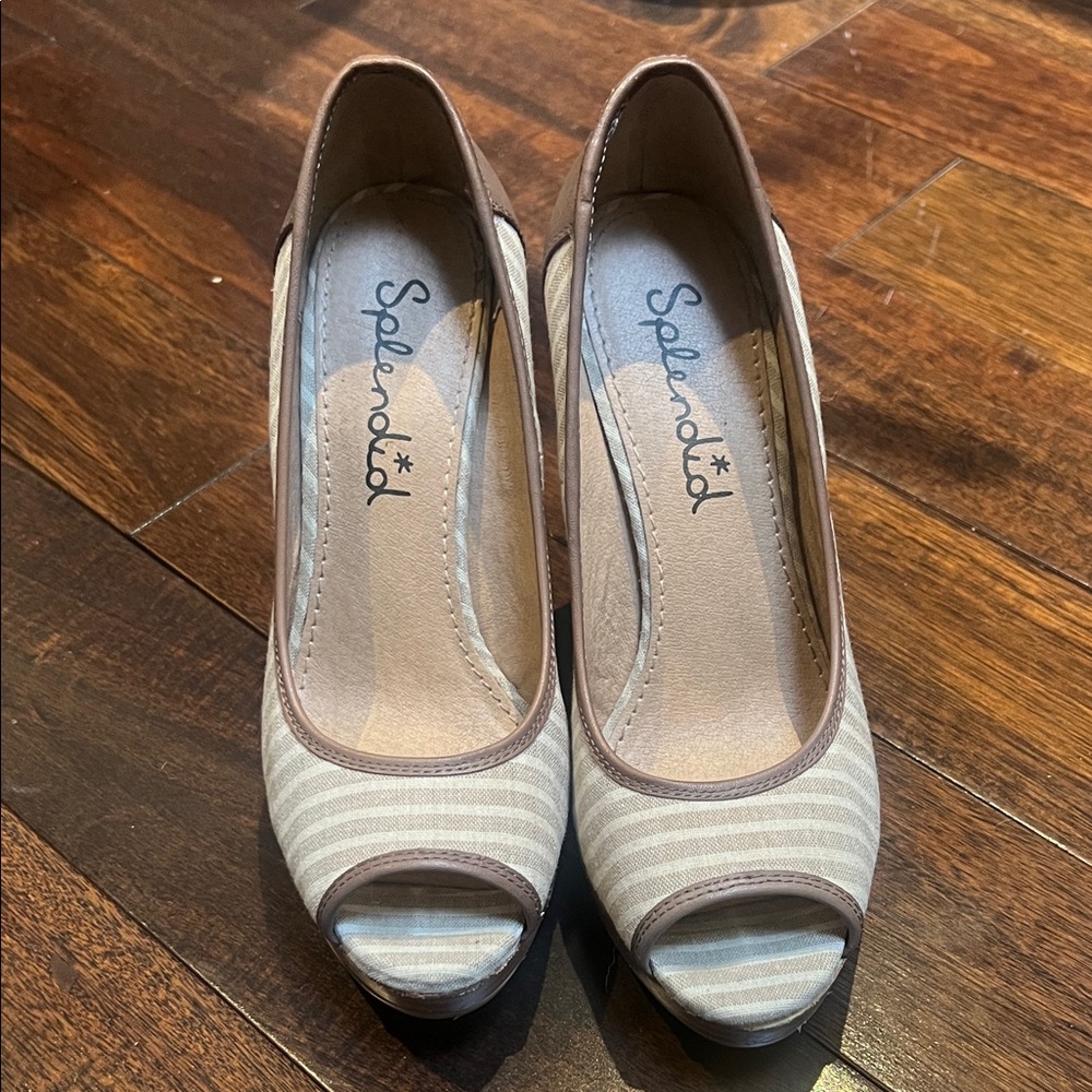 Splendid Cream and Brown Striped Peep Toe platform Heels size 6
